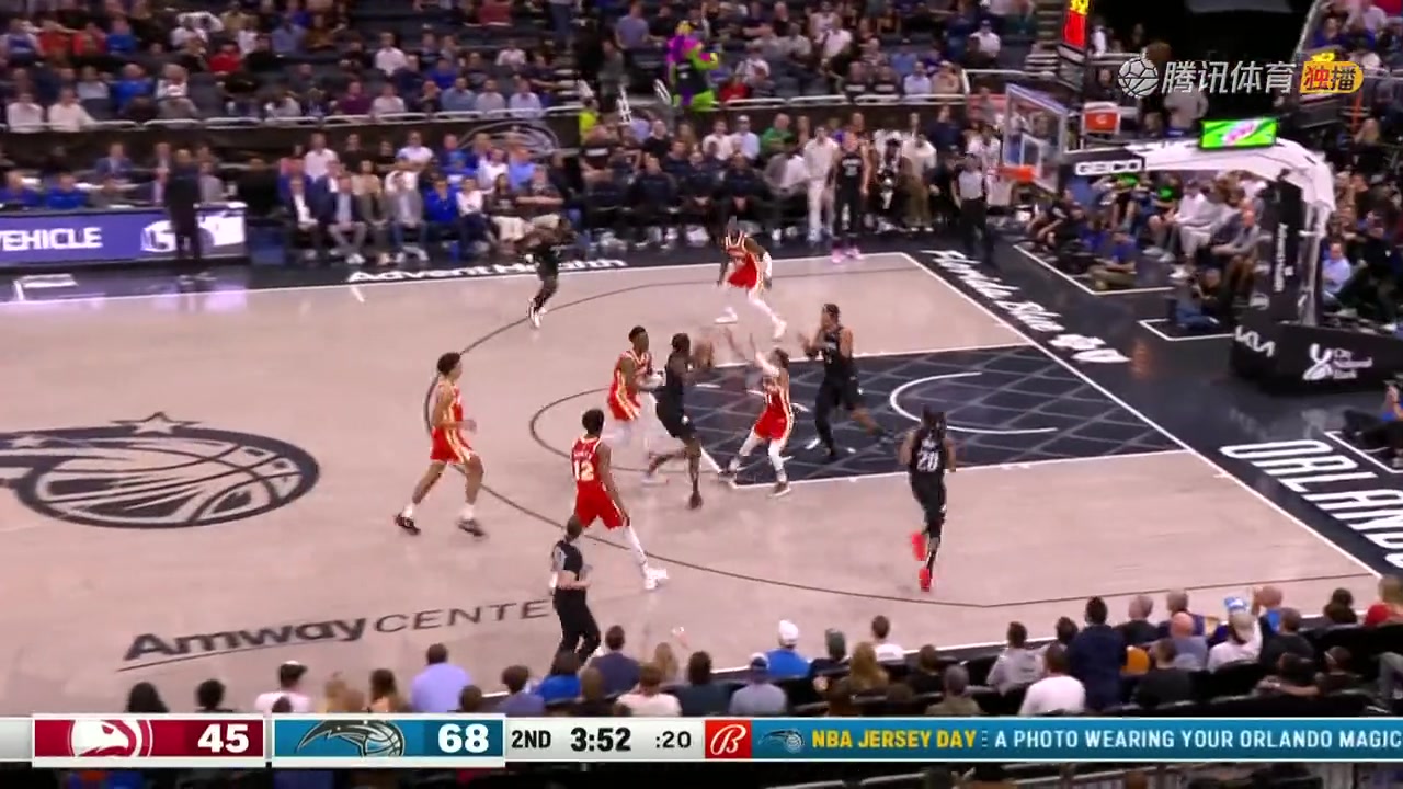 比文班亞馬如何？波爾-波爾持球一條龍反擊轉(zhuǎn)身過人暴扣